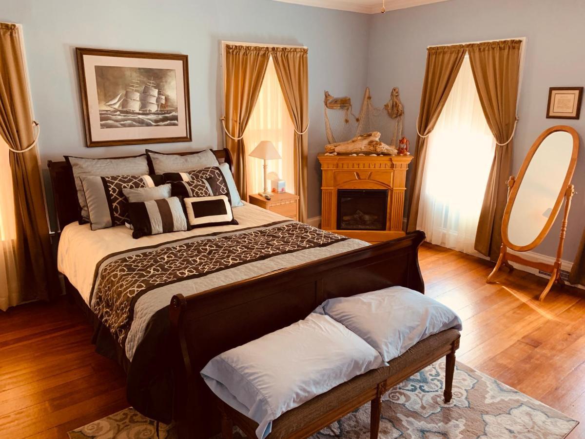Centennial Inn Bed & Breakfast Conneaut ภายนอก รูปภาพ
