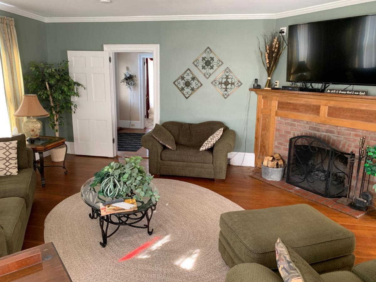 Centennial Inn Bed & Breakfast Conneaut ภายนอก รูปภาพ
