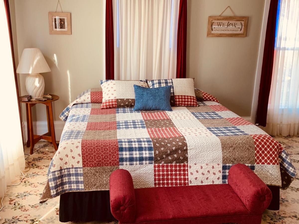 Centennial Inn Bed & Breakfast Conneaut ภายนอก รูปภาพ