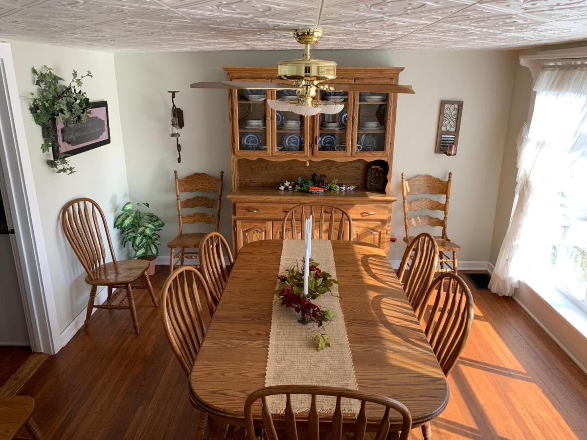 Centennial Inn Bed & Breakfast Conneaut ภายนอก รูปภาพ