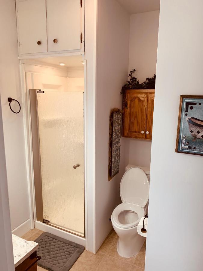 Centennial Inn Bed & Breakfast Conneaut ภายนอก รูปภาพ